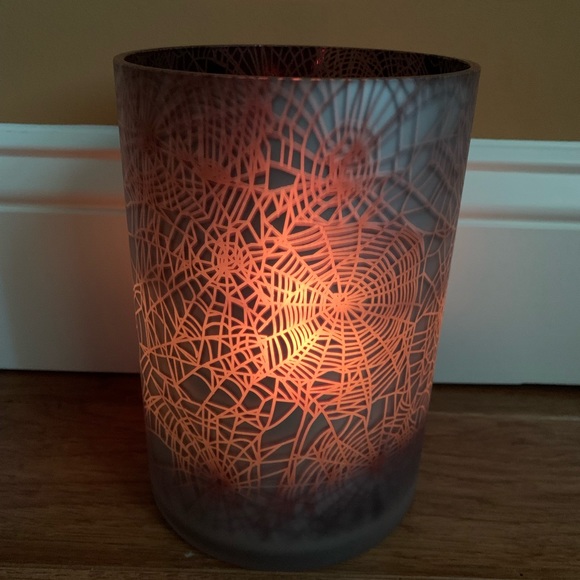 YANKEE CANDLE Large Spider Web Candle Holder Like New. - Picture 1 of 6